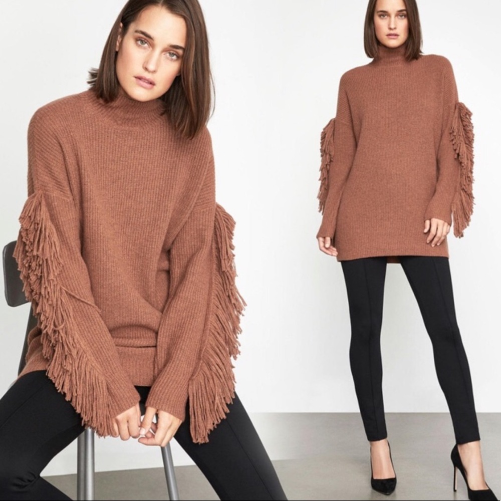 BCBGMAXAZRIA Sweater Dress with Arm Tassels Size Large